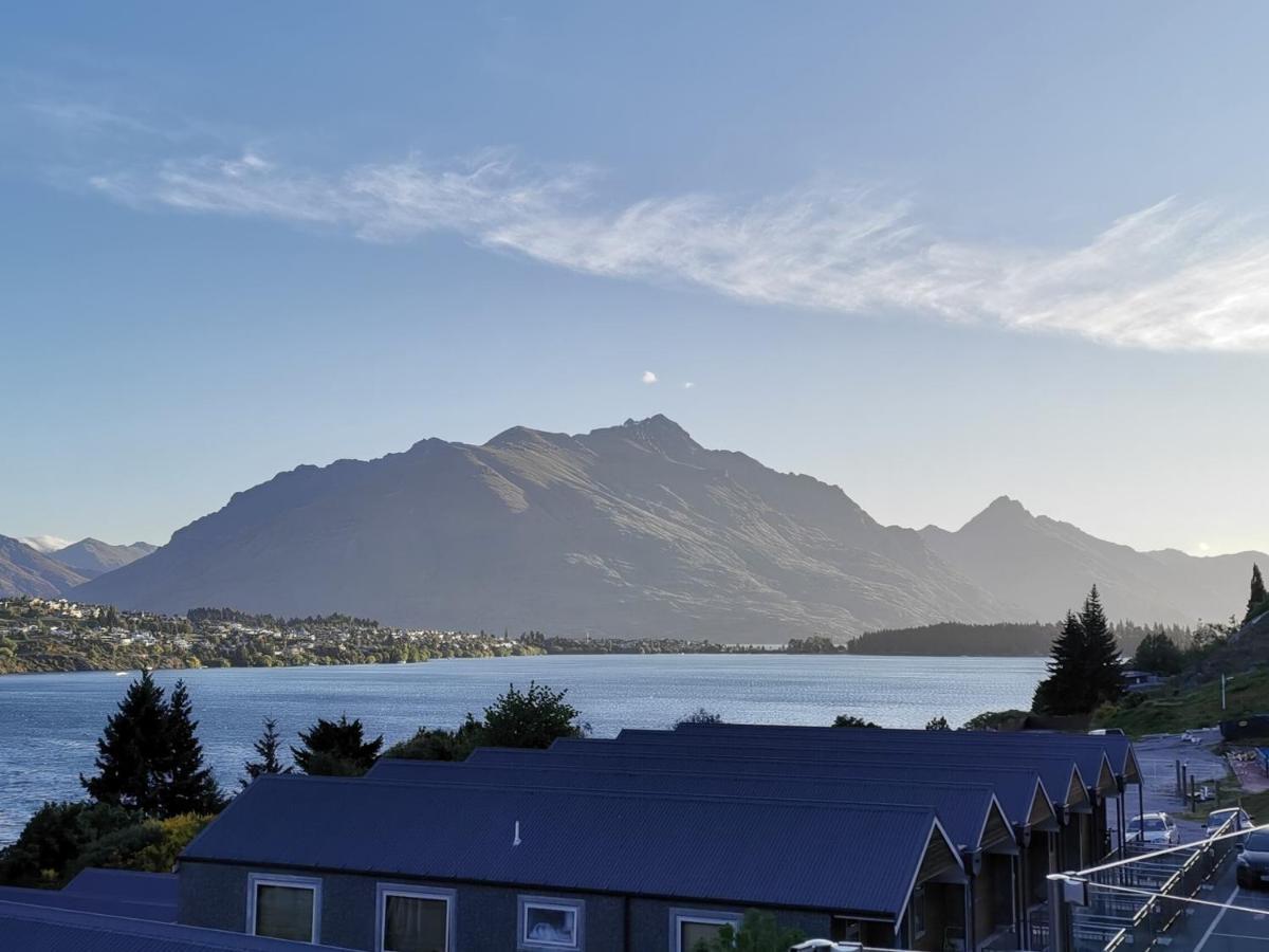 Alpine Village Views Квинстаун Экстерьер фото